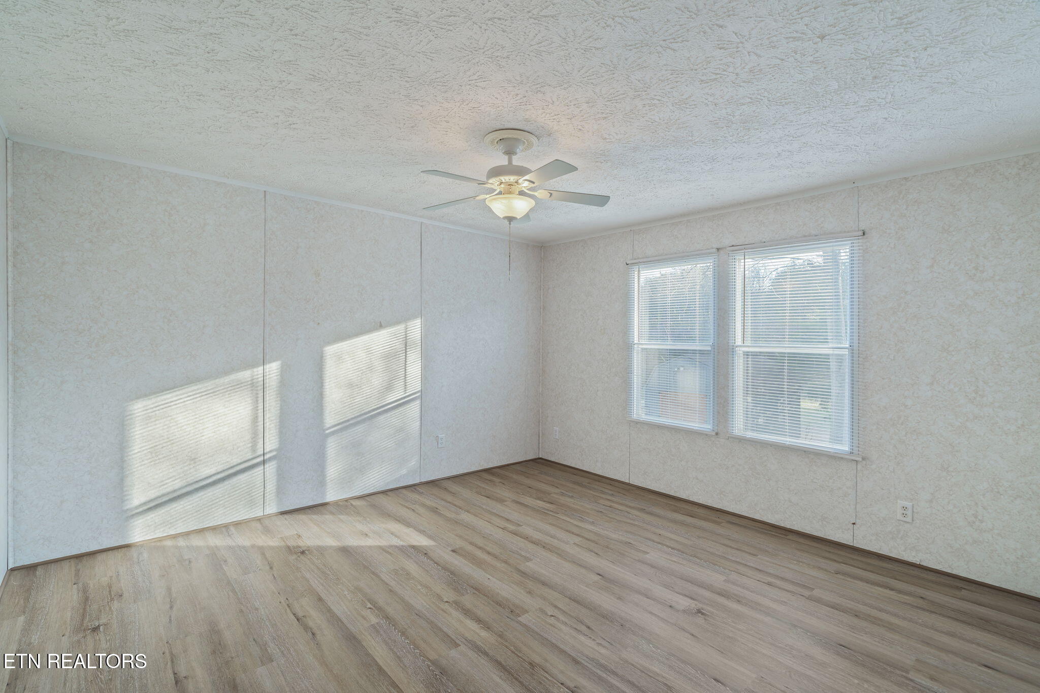 653 Lee Shirley Road Maryville, TN 37801 - Photo 21 of 37 24-web-or-mls-653 Lee Shirley Road-25