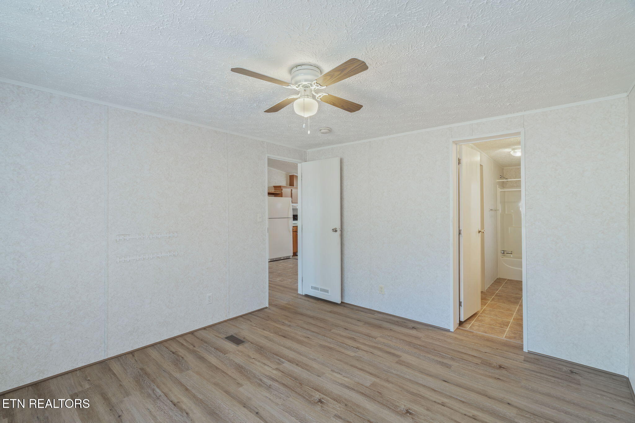 653 Lee Shirley Road Maryville, TN 37801 - Photo 26 of 37 19-web-or-mls-653 Lee Shirley Road-20