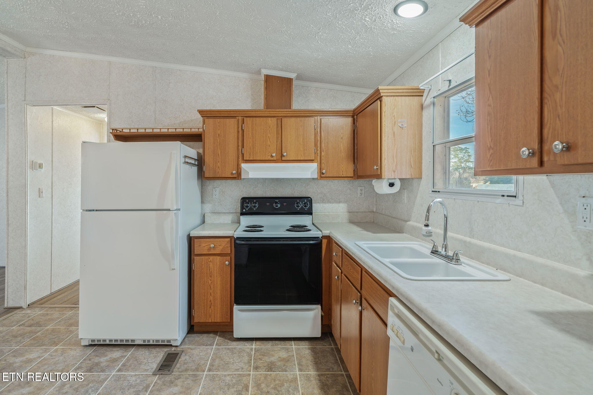 653 Lee Shirley Road Maryville, TN 37801 - Photo 31 of 37 14-web-or-mls-653 Lee Shirley Road-15