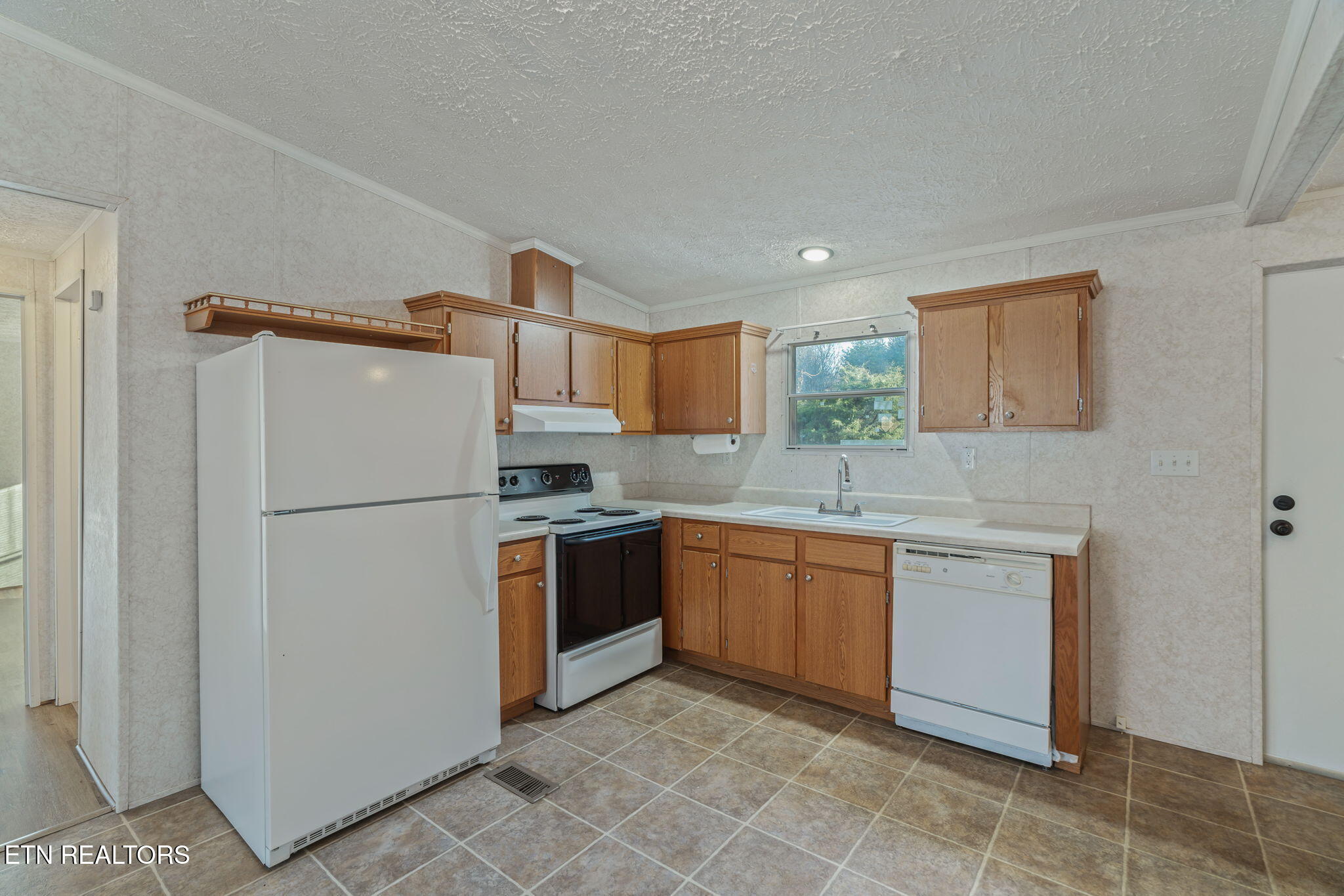 653 Lee Shirley Road Maryville, TN 37801 - Photo 32 of 37 13-web-or-mls-653 Lee Shirley Road-14