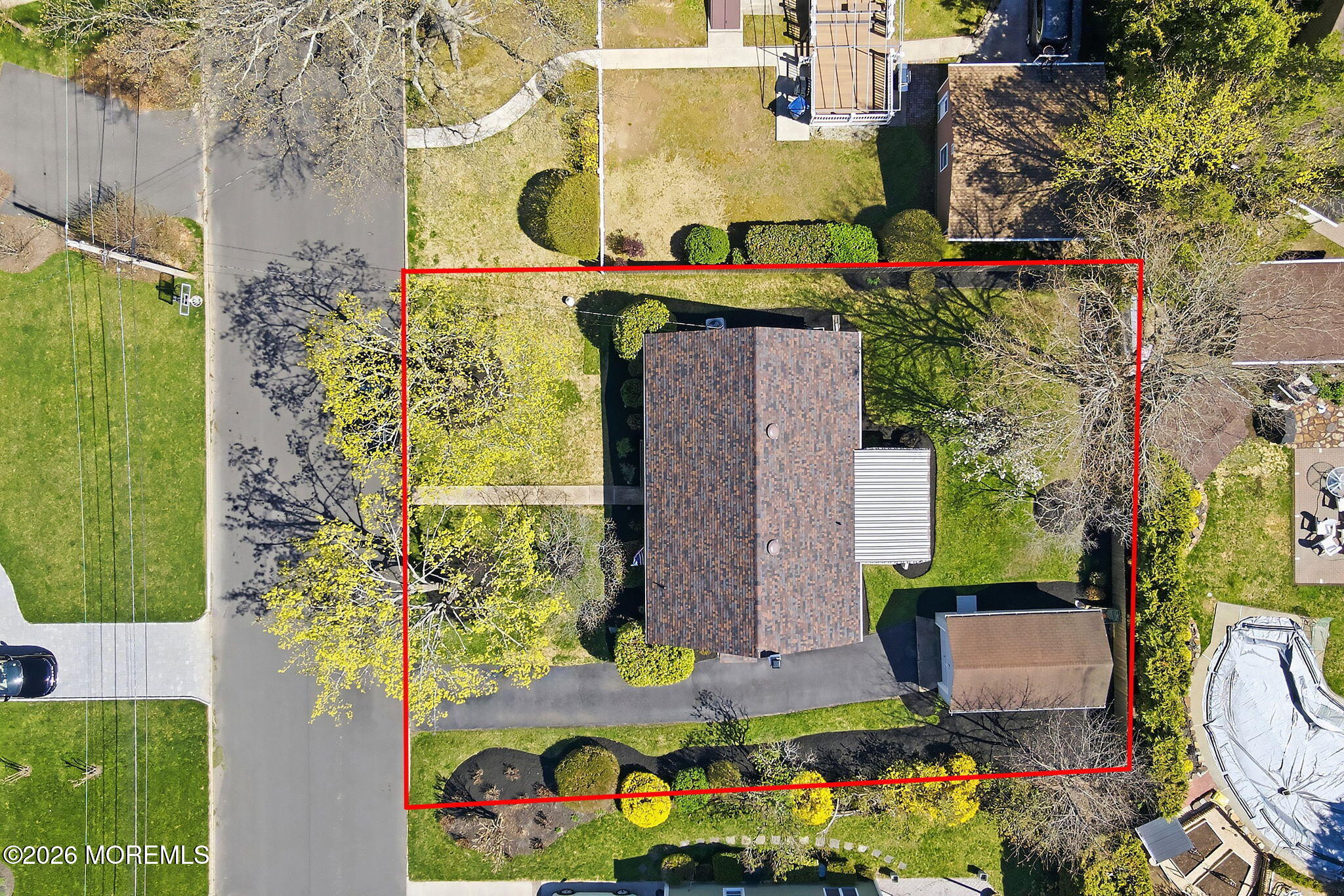 1103 Mohegan Road Manasquan, NJ 08736 - Photo 10 of 52 46-web-or-mls-55-Overhead with outline