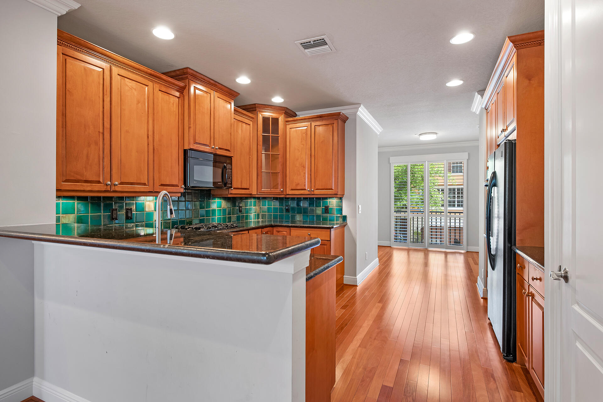 5665 Northeast Trieste Way Boca Raton, FL 33487 - Photo 15 of 46 Kitchen