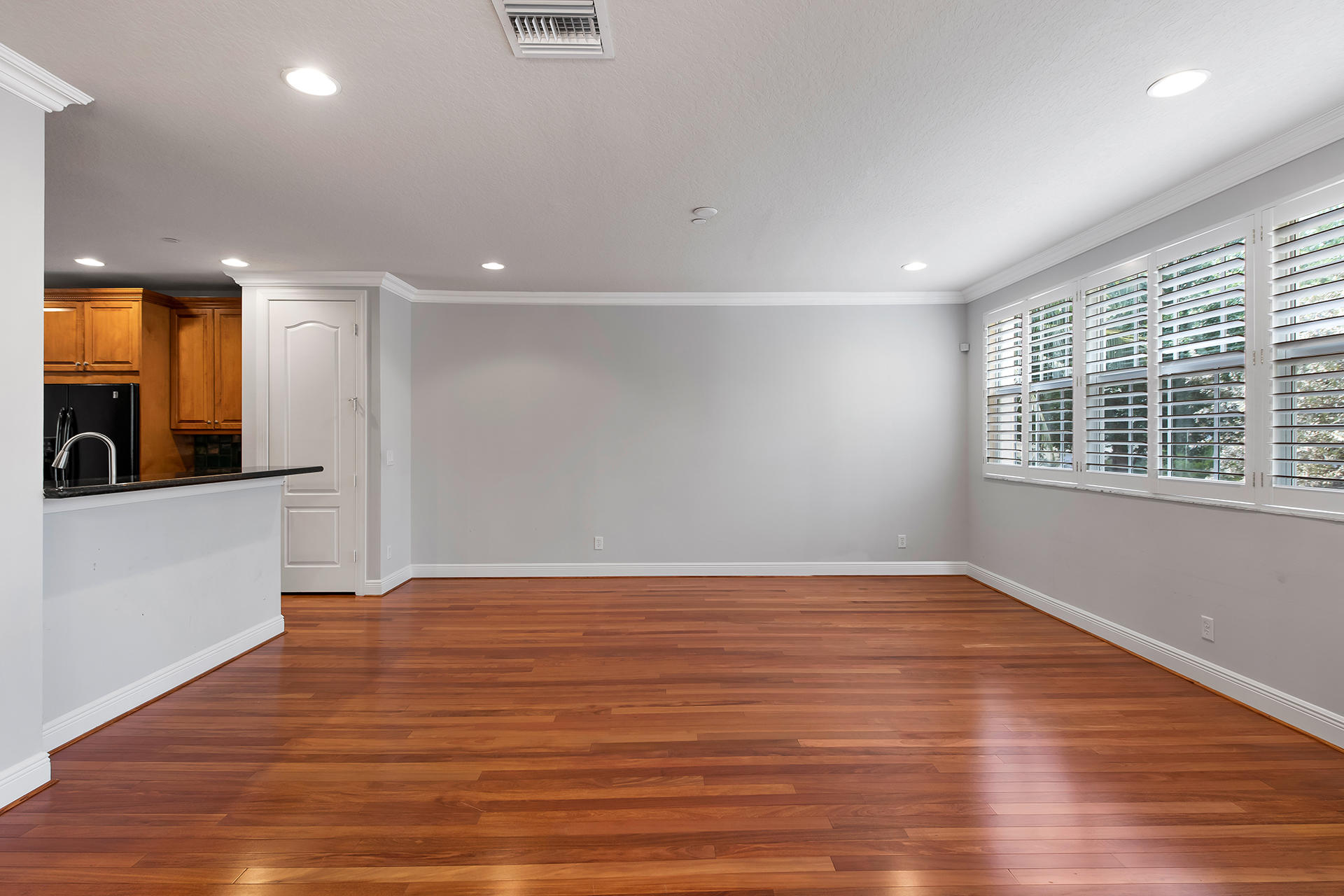 5665 Northeast Trieste Way Boca Raton, FL 33487 - Photo 19 of 46 Living Area