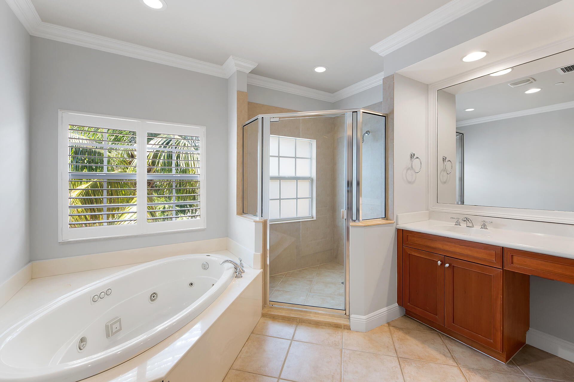 5665 Northeast Trieste Way Boca Raton, FL 33487 - Photo 31 of 46 Master Bathroom