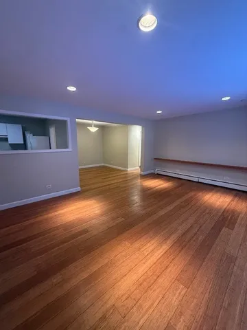 $2,500 | 527 West Eastman Street, Unit 1C, Arlington Heights, IL 60005