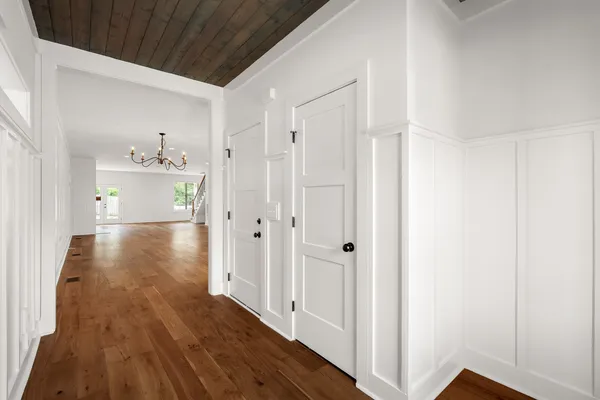 $4,195 | 6515 B Premier Drive, Nashville, TN 37209