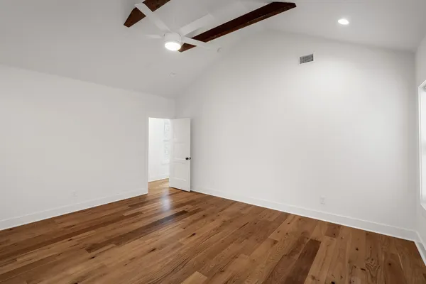 $4,195 | 6515 B Premier Drive, Nashville, TN 37209