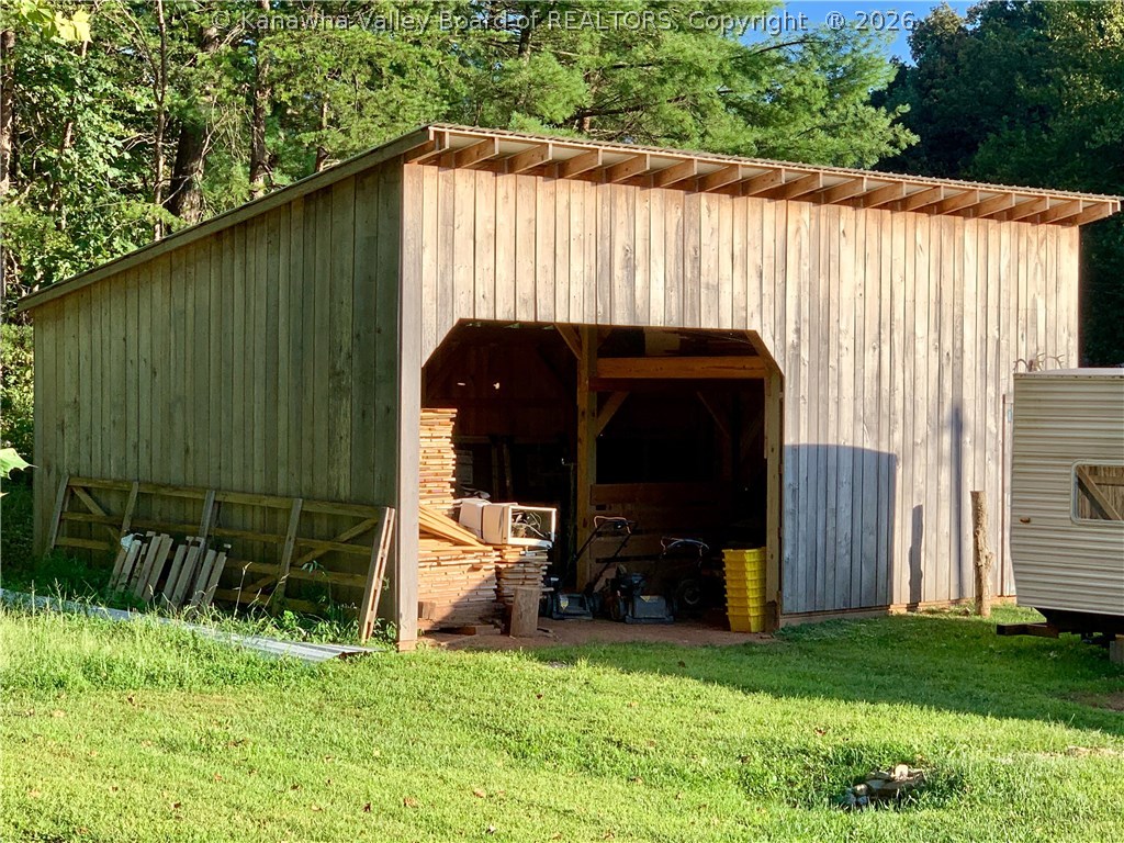 878 Wavy Run Road Ripley, WV 25271 - Photo 21 of 30 Gallery Image 21