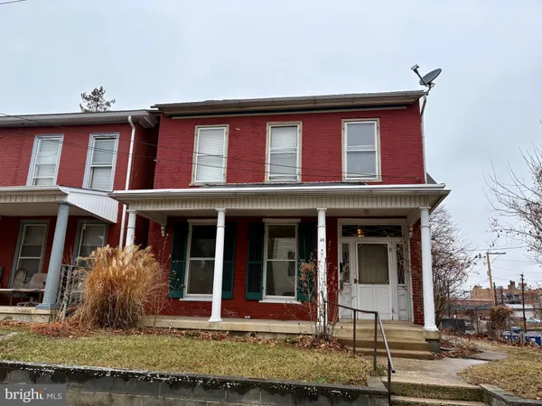 $215,000 | 28 South Church Street, Waynesboro, PA 17268