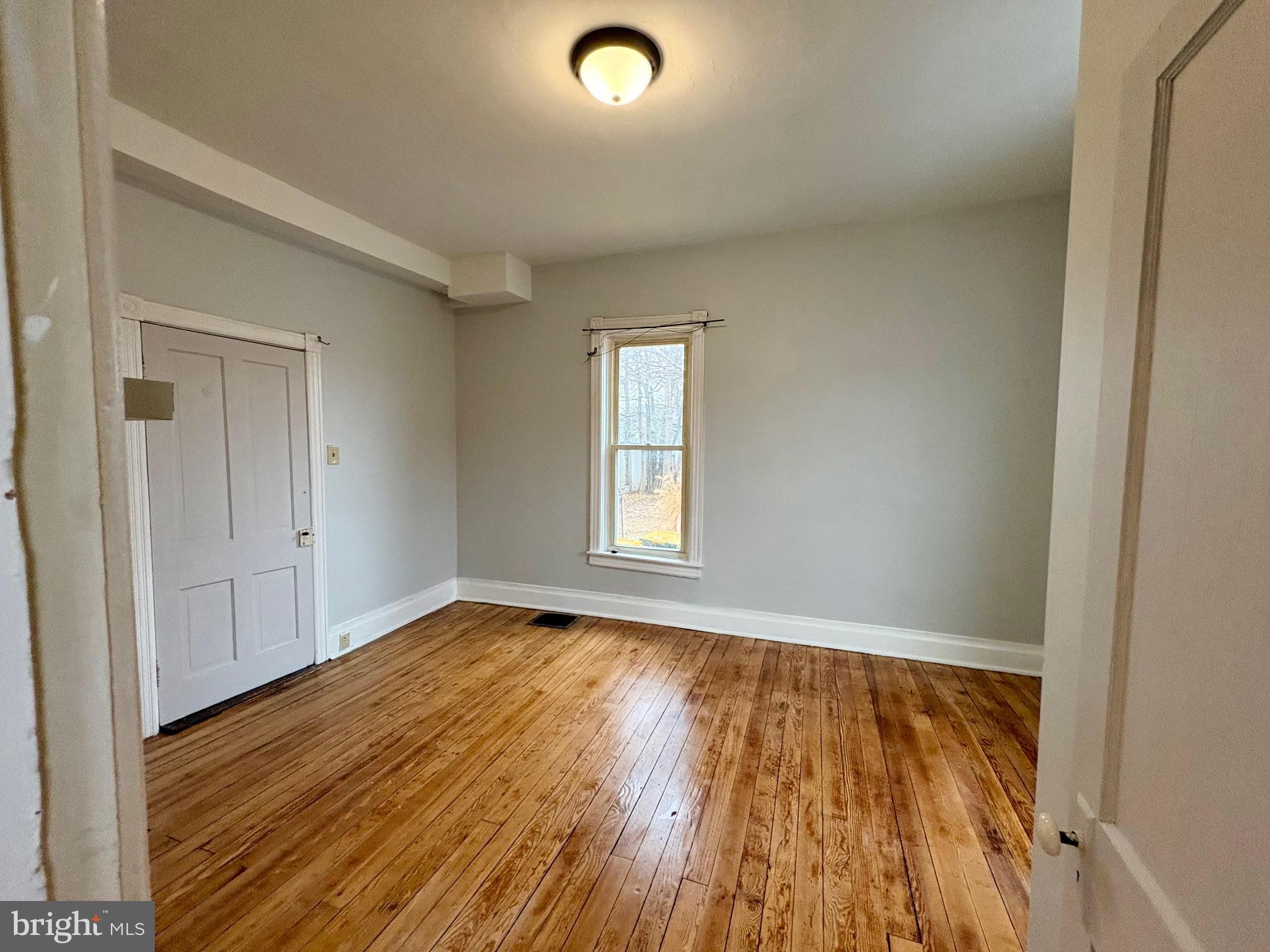 28 South Church Street Waynesboro, PA 17268 - Photo 7 of 9