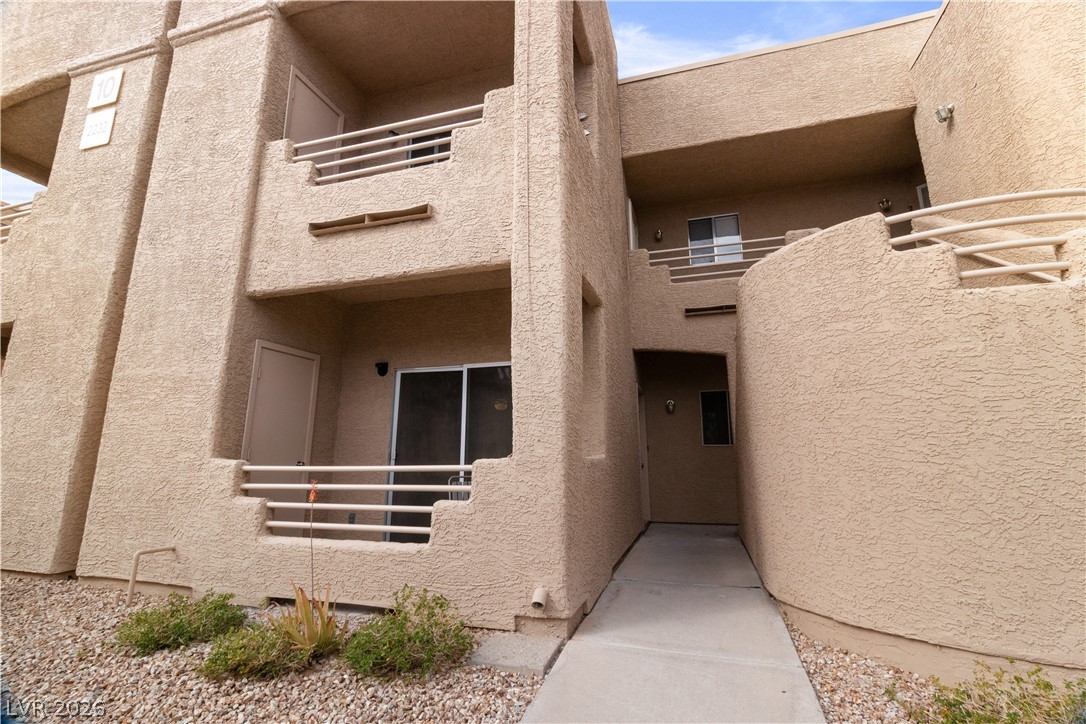 2232 Aspen Mirror Way, Unit 103 Laughlin, NV 89029 - Photo 35 of 50 View of building exterior