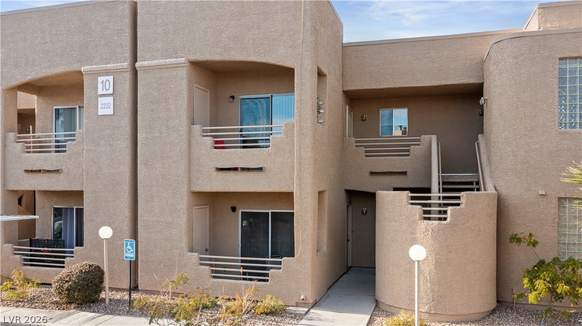 2232 Aspen Mirror Way, Unit 103 Laughlin, NV 89029 - Photo 39 of 50 View of building exterior