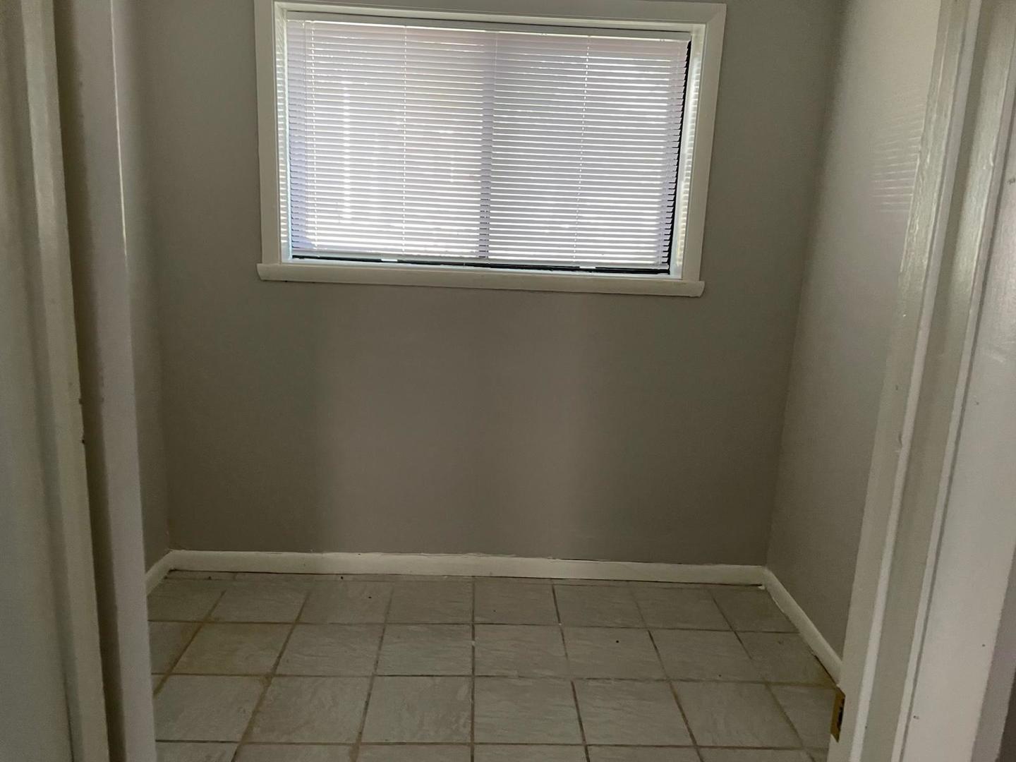 1751 Felten Road, Unit 1 Aurora, IL 60505 - Photo 10 of 19 a view of a small space with window