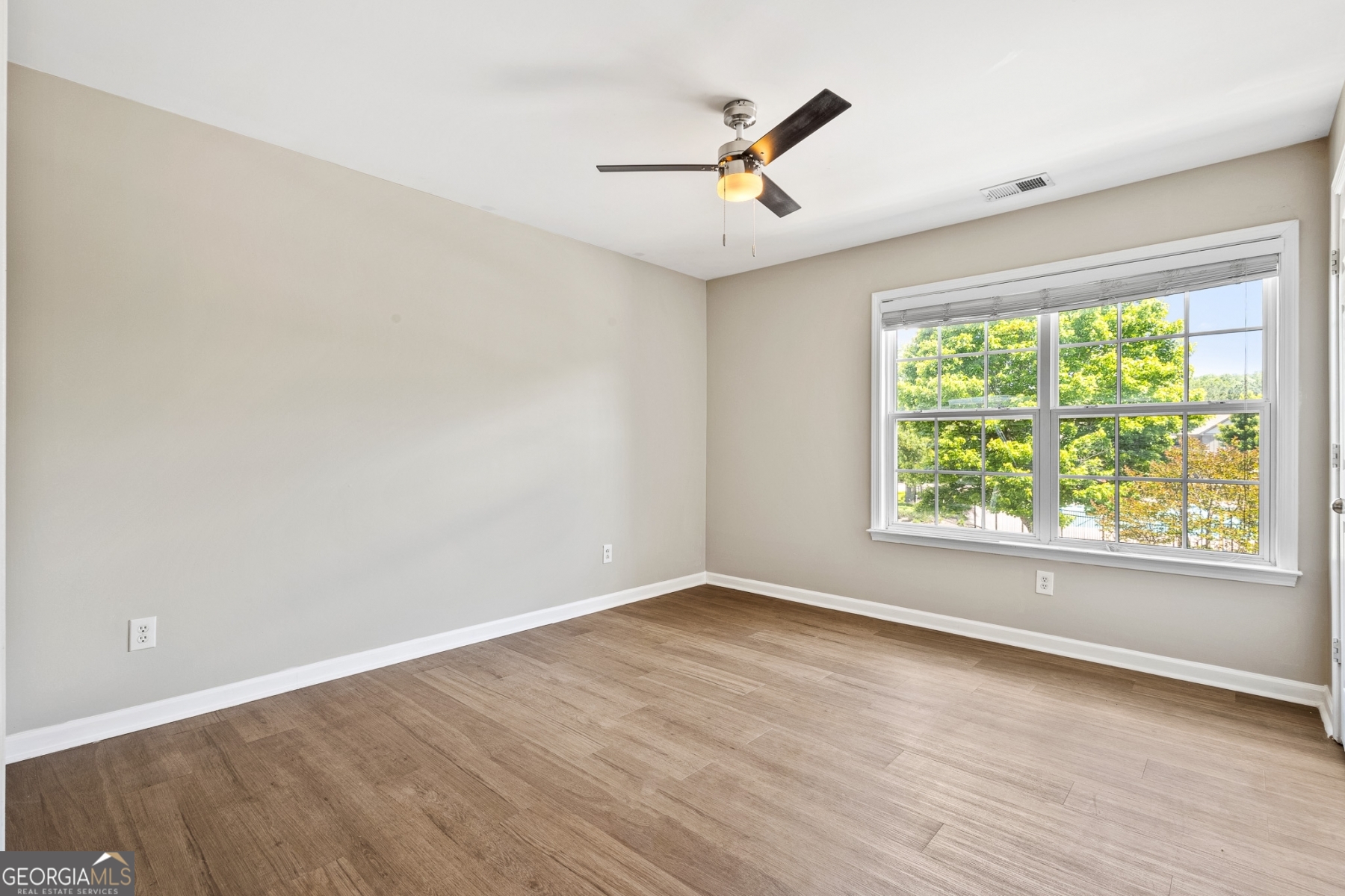 606 Lofty Lane Atlanta, GA 30331 - Photo 9 of 19