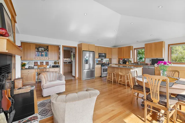 $1,500,000 | 9364 Spring Creek Road, Amherst, WI 54406