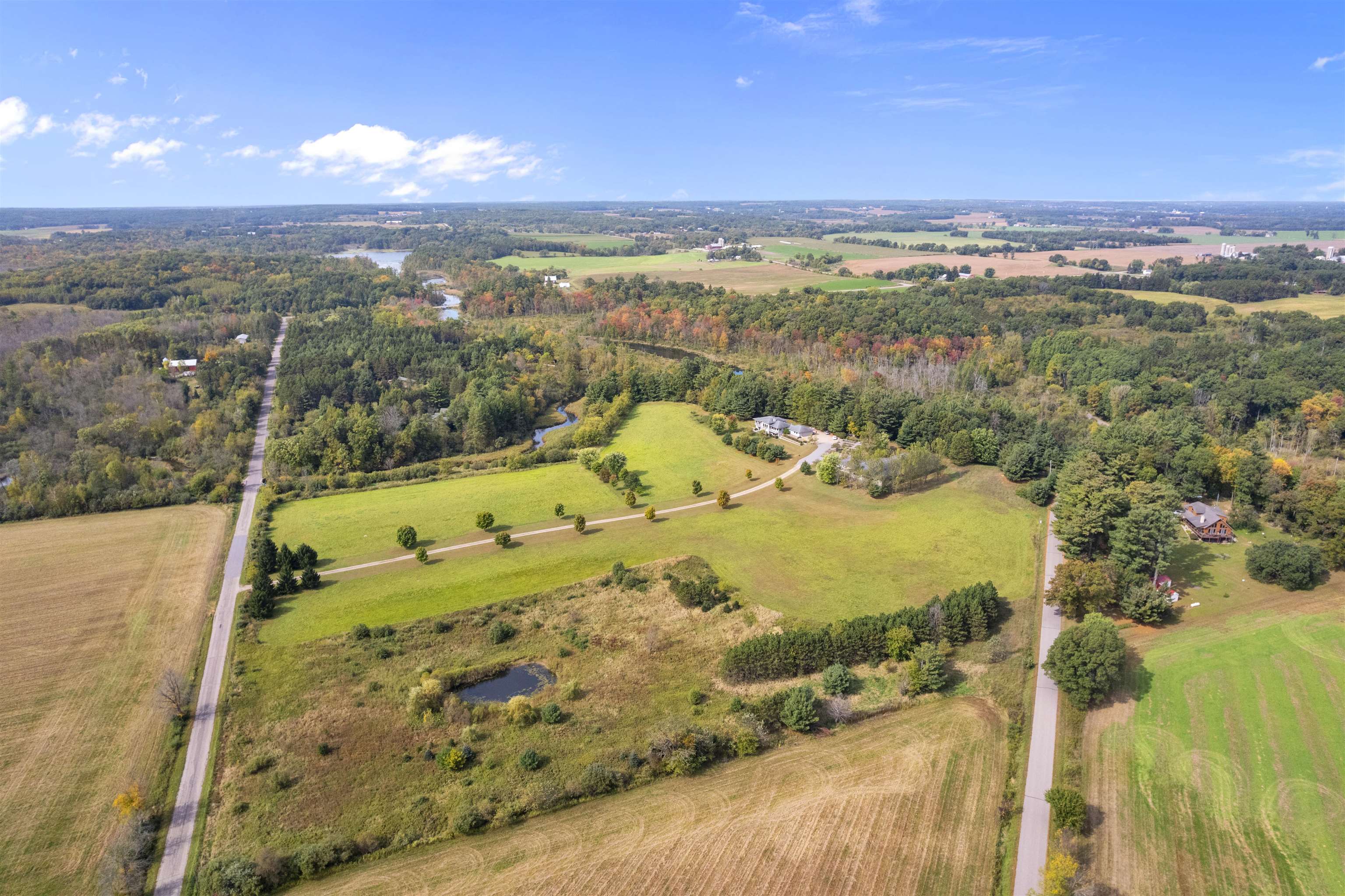 9364 Spring Creek Road Amherst, WI 54406 - Photo 3 of 57