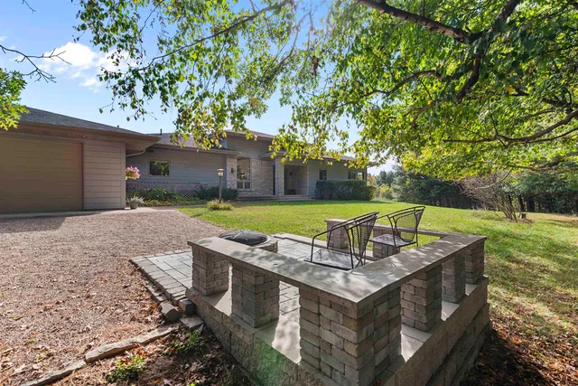 $1,500,000 | 9364 Spring Creek Road, Amherst, WI 54406