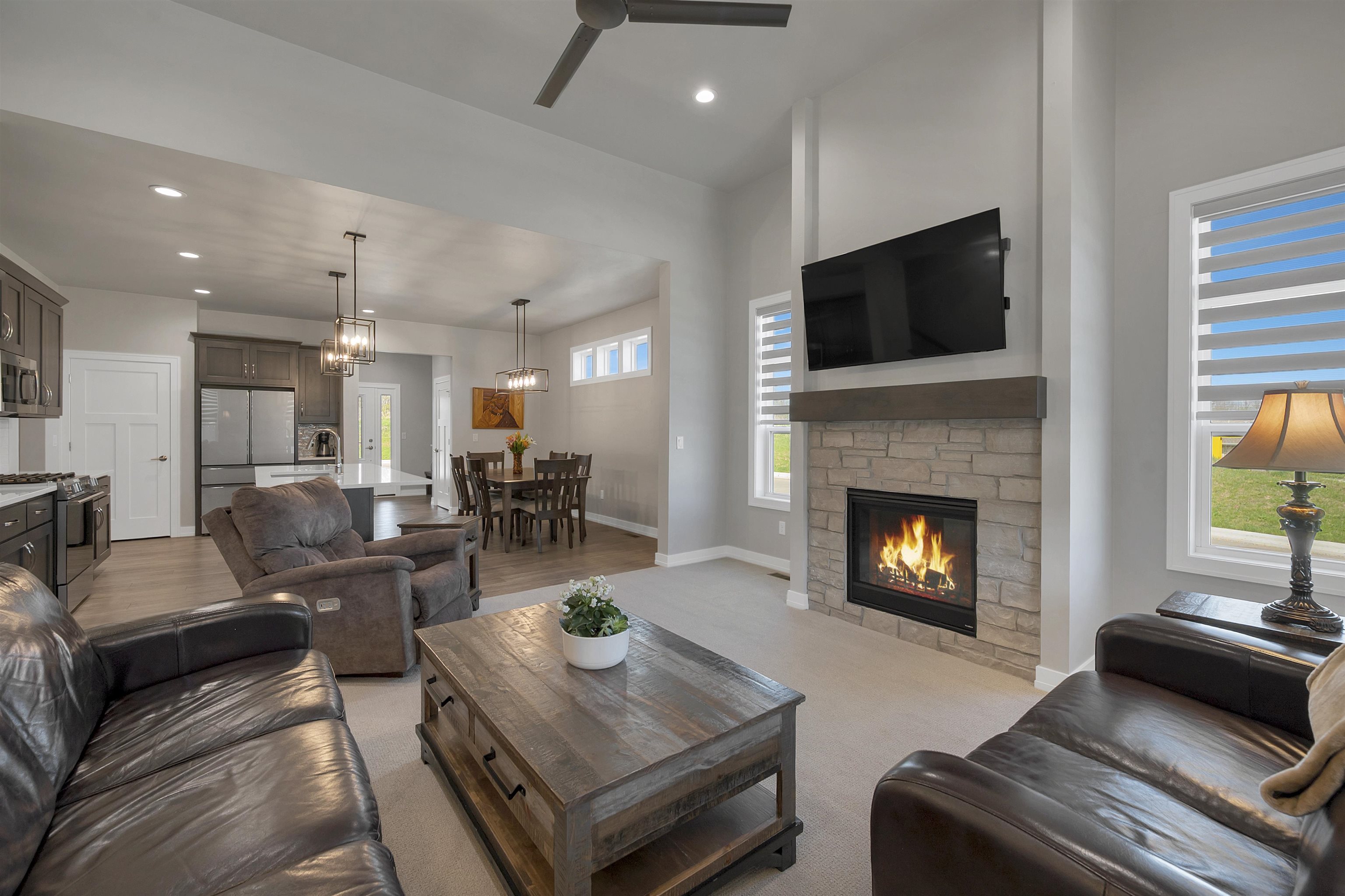 2812 Elm Tree Hill Green Bay, WI 54313 - Photo 2 of 45