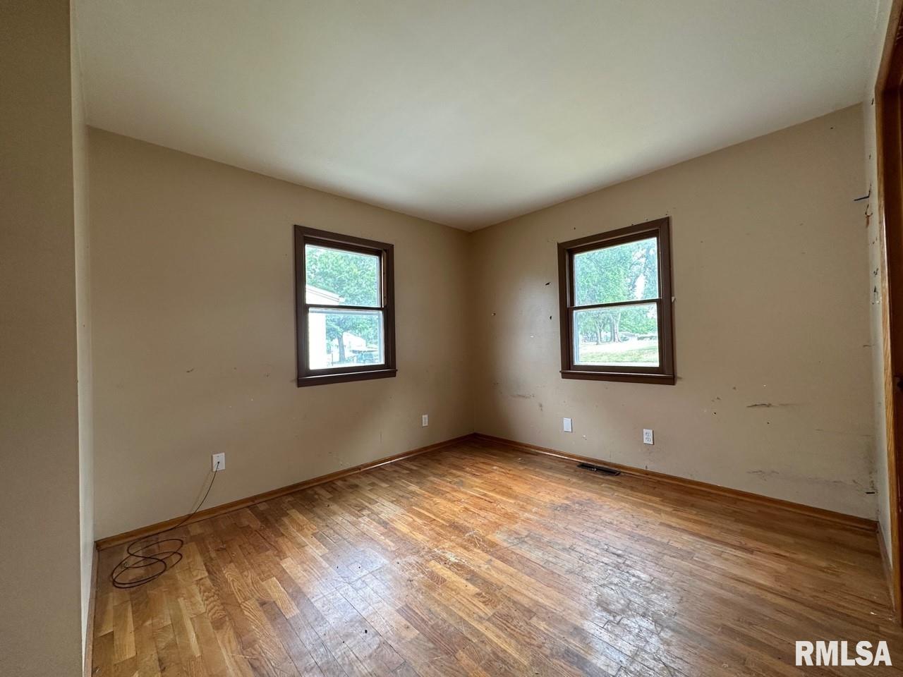1718 Cherry Street Quincy, IL 62301 - Photo 5 of 29