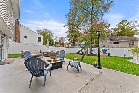 $700,000 | 1699 Hanover Street, Yorktown Heights, NY 10598