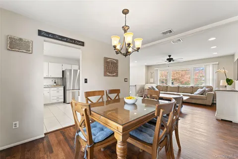 $700,000 | 1699 Hanover Street, Yorktown Heights, NY 10598