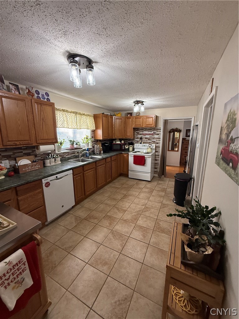 7528 Grant Avenue Road Sennett, NY 13021 - Photo 11 of 22 Gallery Image 11