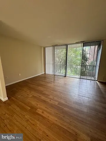 $2,000 | 778 Quince Orchard Boulevard, Unit 102, Gaithersburg, MD 20878