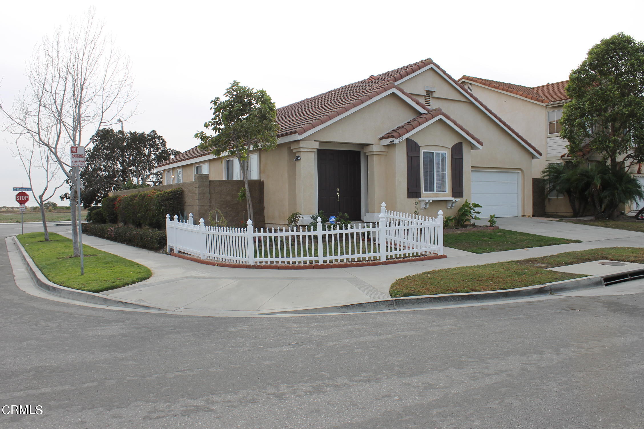 250 Irwin Way Oxnard, CA 93033 - Photo 1 of 22 00