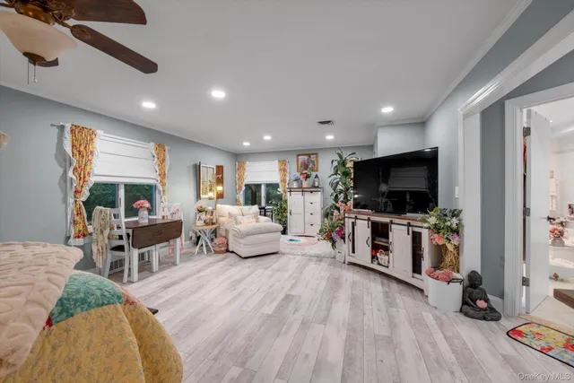 $1,779,000 | 1339 Boxwood Drive East, Hewlett, NY 11557