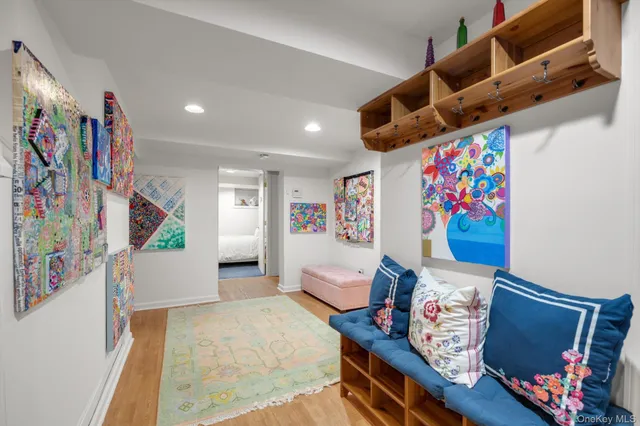 $1,779,000 | 1339 Boxwood Drive East, Hewlett, NY 11557