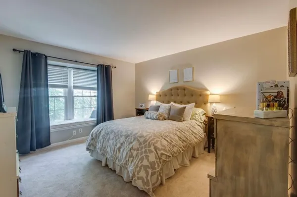 $2,000 | 3000 Hillsboro Pike, Unit 62, Nashville, TN 37215