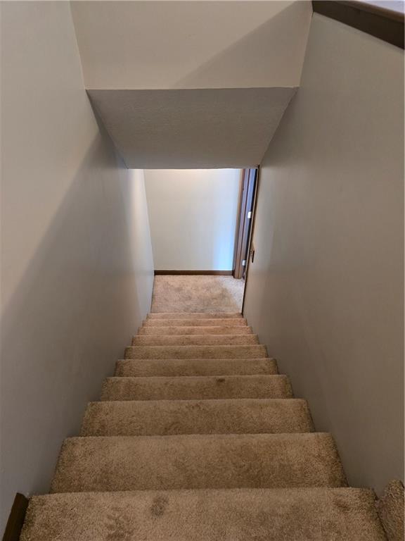 196 West Madison Street, Unit 4 Rochester, PA 15074 - Photo 11 of 16 Gallery Image 11