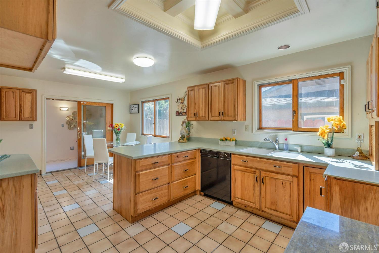 671 Marlesta Road Pinole, CA 94564 - Photo 9 of 33