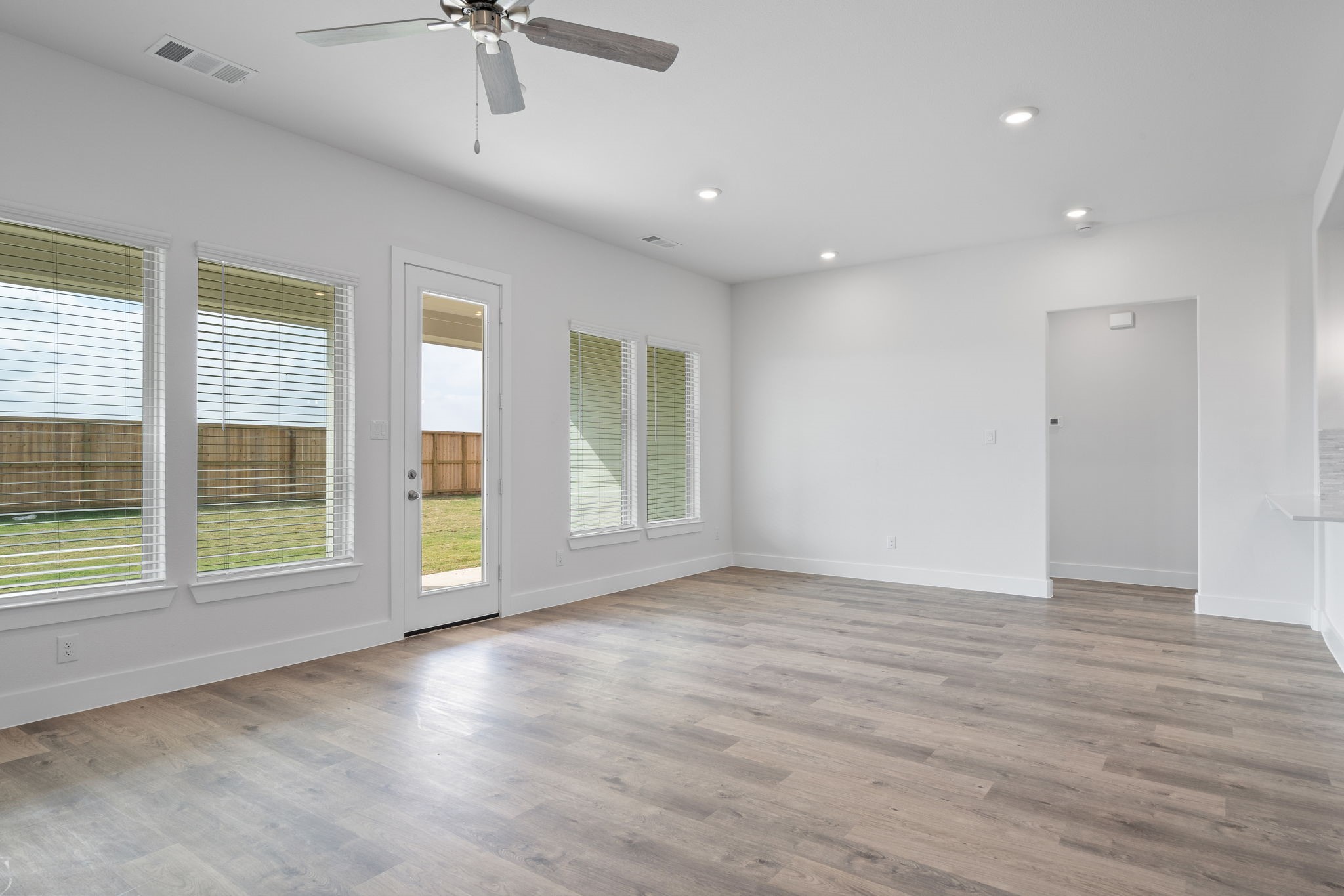 620 Cross Timbers Trace Waller, TX 77484 - Photo 6 of 36