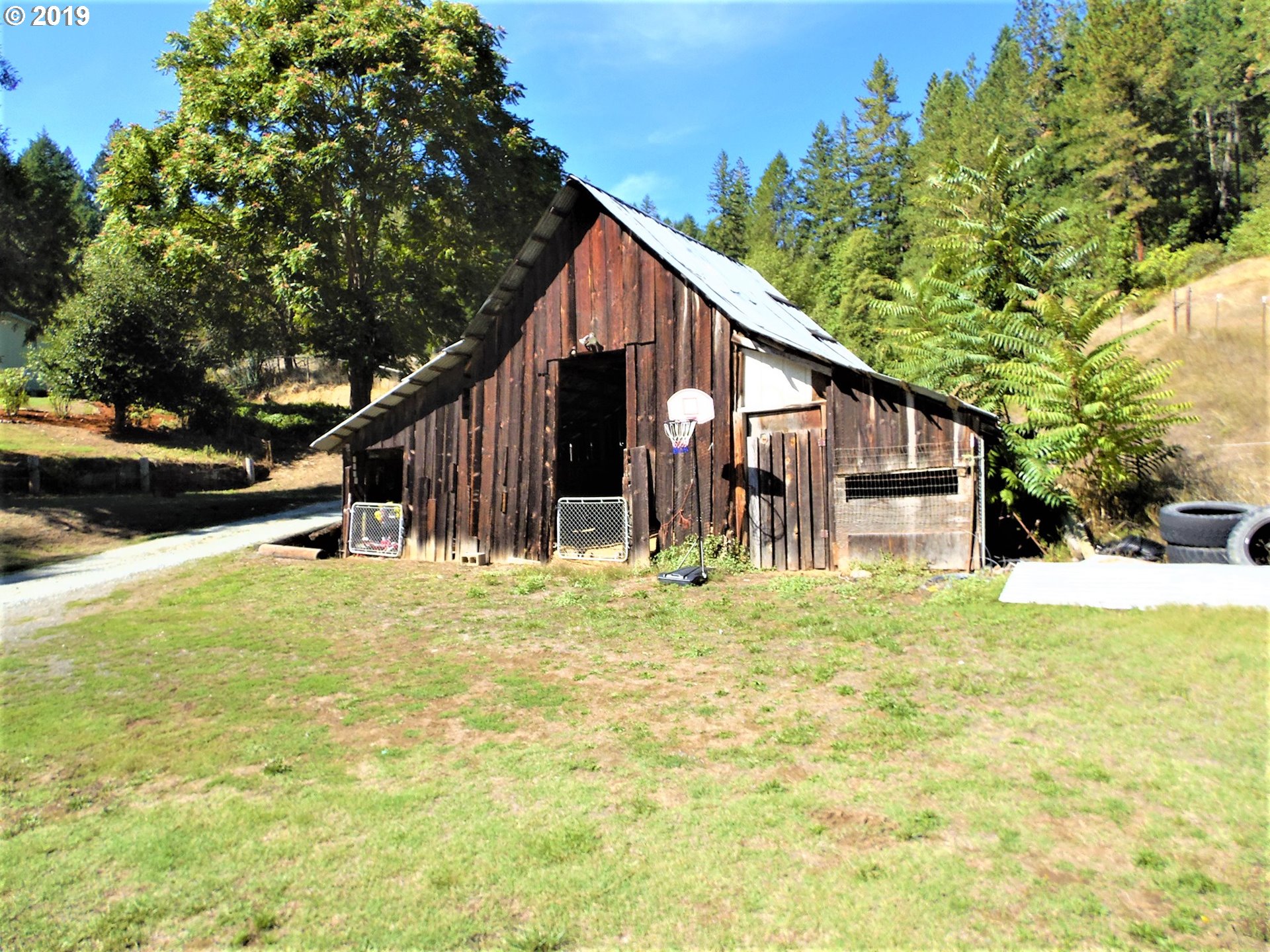 4064 South Myrtle Road Myrtle Creek, OR 97457 - Photo 16 of 21 Gallery Image 16
