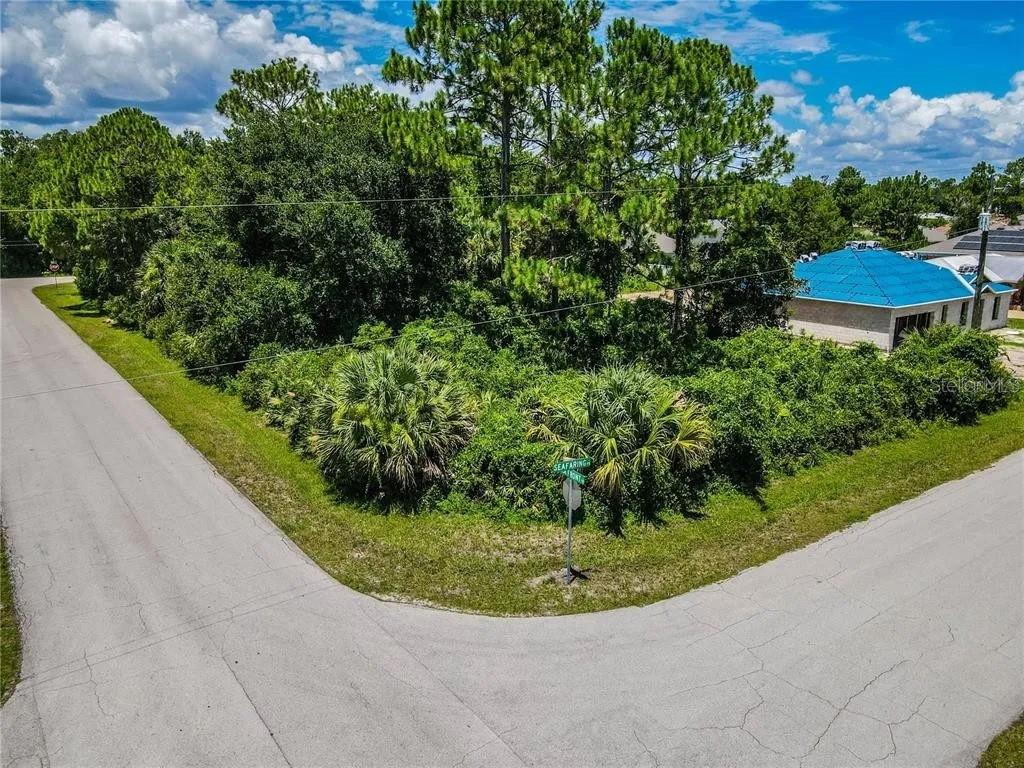 1 Seafaring Path Palm Coast, FL 32164 - Photo 1 of 10 a view of a garden with a pathway