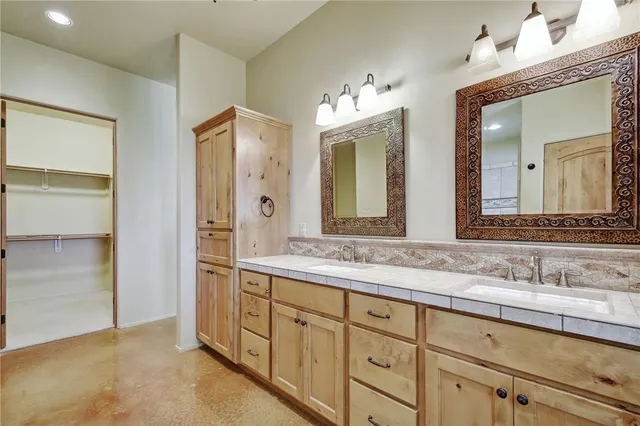 $1,299,000 | 793 Kendall Jackson, Comfort, TX 78013