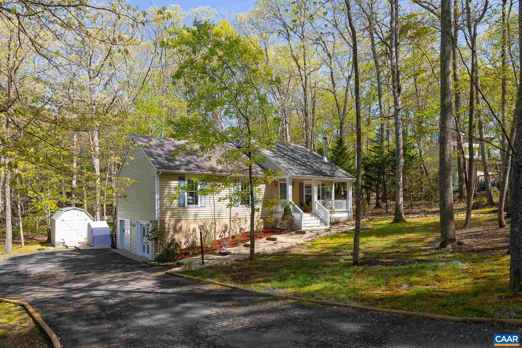 5 Dogleg Road Palmyra, VA 22963 - Photo 2 of 63
