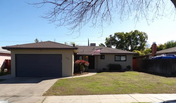 $339,900 | 4324 East Richert Avenue, Fresno, CA 93726