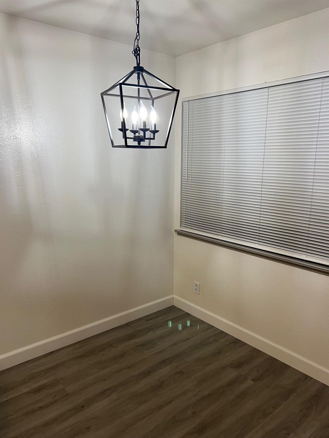 4324 East Richert Avenue Fresno, CA 93726 - Photo 9 of 26