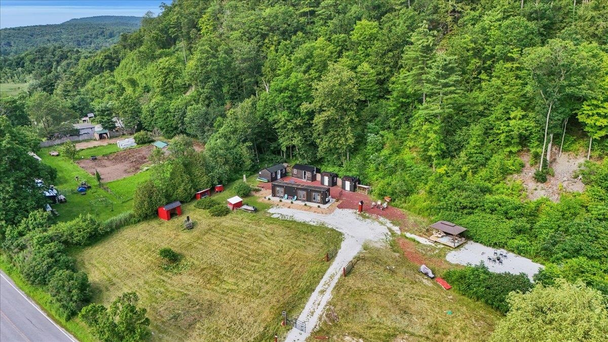 1450 Highway 30 Hubbardton, VT 05735 - Photo 4 of 54