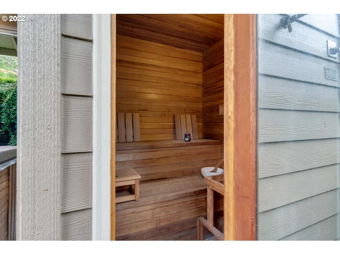 2168 Northwest Fargo Loop Camas, WA 98607 - Photo 21 of 32 Sauna