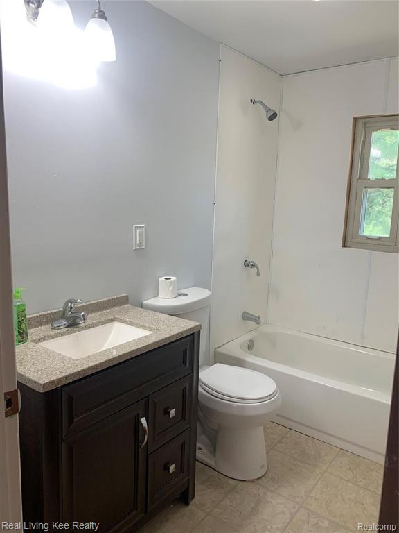 16520 Fish Lake Road Holly, MI 48442 - Photo 6 of 9