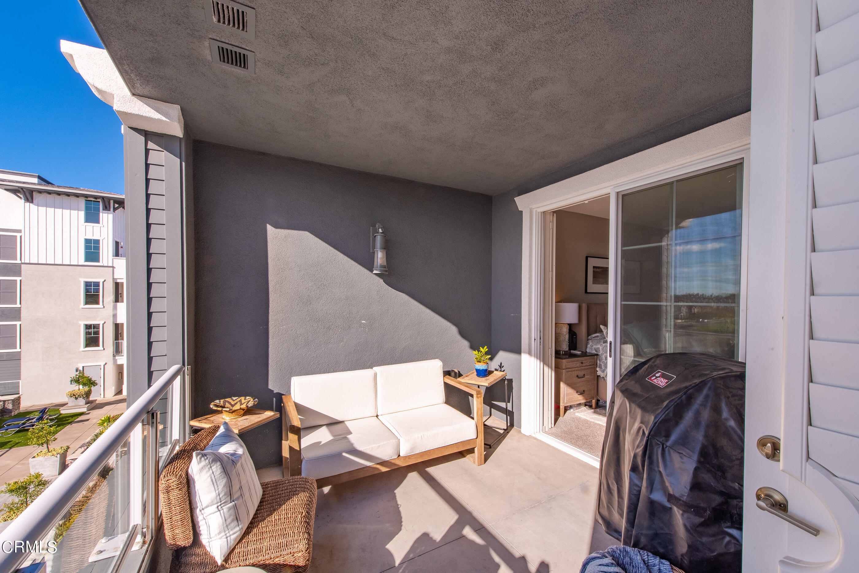 4048 Tradewinds Drive Oxnard, CA 93035 - Photo 28 of 53 4048 Tradewinds Dr Oxnard-11