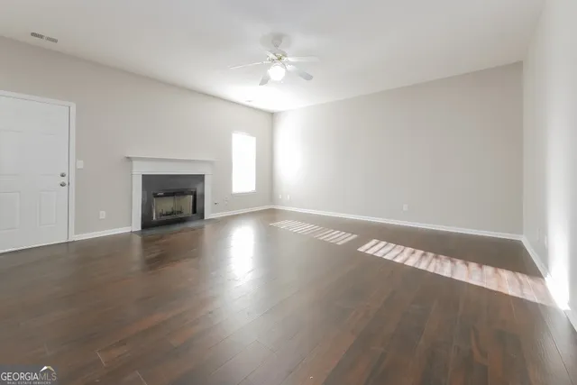 $2,105 | 548 Rosalind Terrace, Locust Grove, GA 30248