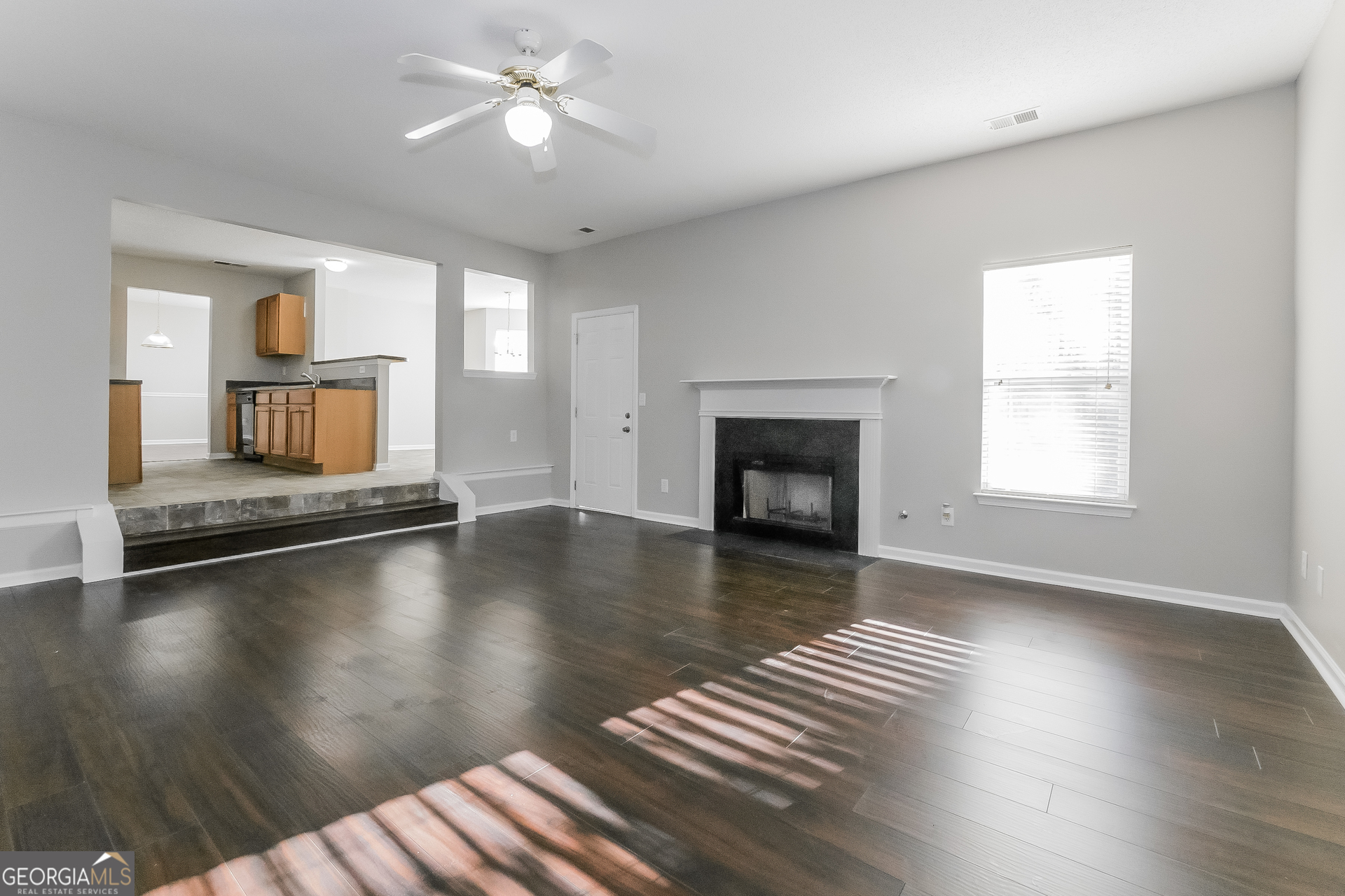 548 Rosalind Terrace Locust Grove, GA 30248 - Photo 3 of 17