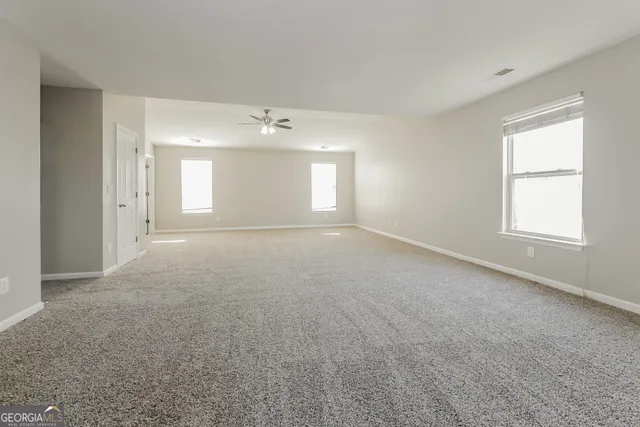 $2,105 | 548 Rosalind Terrace, Locust Grove, GA 30248