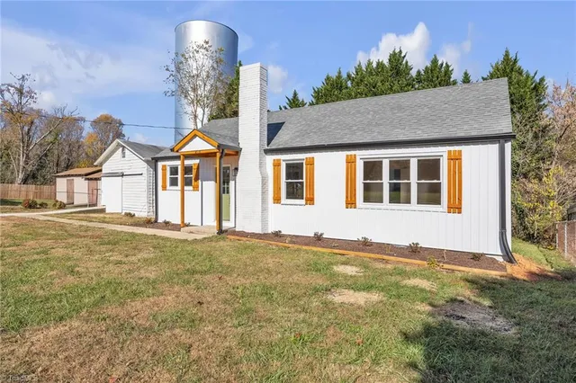 $209,900 | 218 Cedarbrook Road, Jonesville, NC 28642