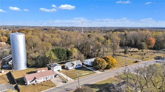 $209,900 | 218 Cedarbrook Road, Jonesville, NC 28642