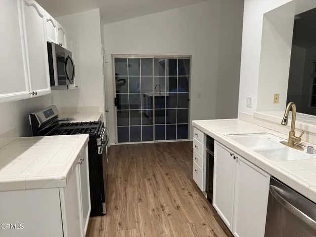 $3,300 | 1321 Jamaica Lane, Oxnard, CA 93030